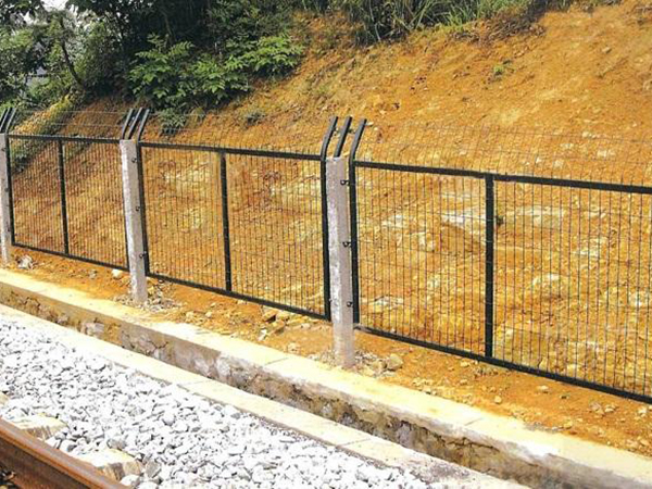 河南鐵路防護柵欄圖片3