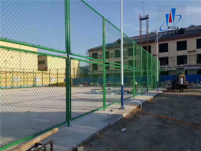 河南框架式勾花圍網(wǎng)圖片8